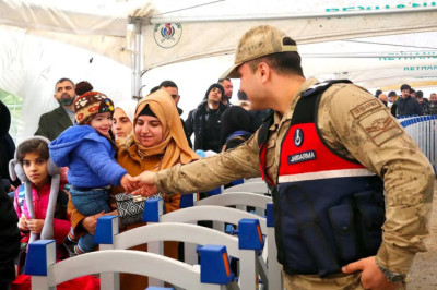 Türkiye'den Suriye'ye geçen mülteci sayısı açıklandı