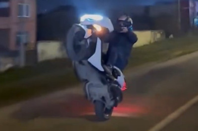 Düzce'de motosikletli magandanın ehliyetine el konuldu