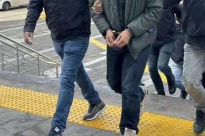 Samsun'da hurda araçların ruhsatını çaldılar: 2 gözaltı