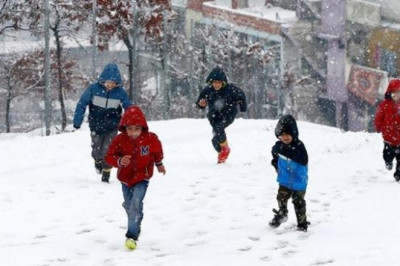 Son dakika: Kütahya'da okullar tatil mi? 7 Şubat 2025 okul tatili için Kütahya Valiliği'nden açıklama yapıldı mı?