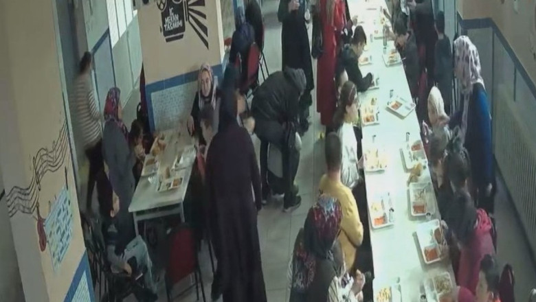 Kütahya'da down sendromlu öğrencinin hayatını nöbetçi öğretmen kurtardı