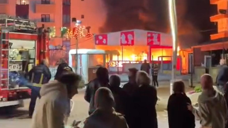 Yalova'da Lunaparkta Yangın Çıktı