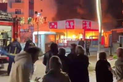 Yalova'da Lunaparkta Yangın Çıktı