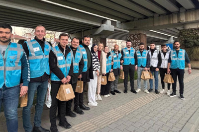 İftar Trafiğinde Sürücülere İftariyelik İkramı