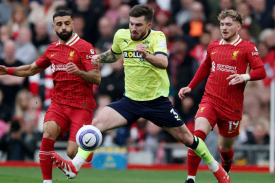 Liverpool, sahasında penaltılarla güldü