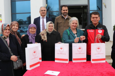 63 Çiftçiye 215 Kg Fasulye Tohumu Dağıtıldı