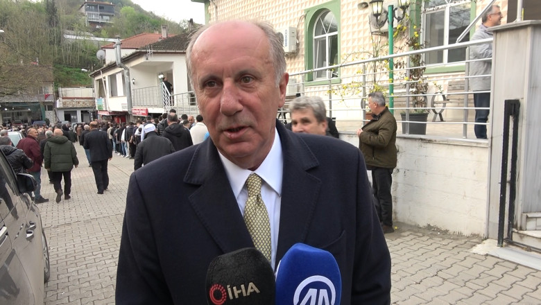 Muharrem İnce, Bayram Namazını Yalova'daki Köyünde Kıldı