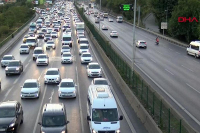 Tatil dönüşü yoğunluğu başladı… Sürücüler nelere dikkat etmeli?