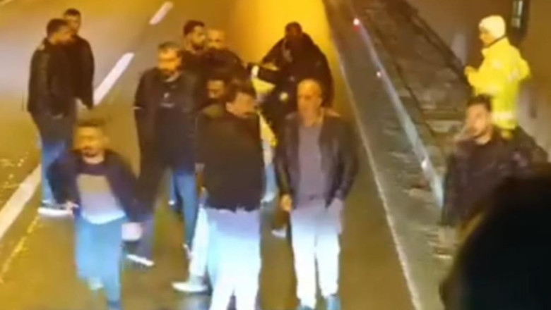 Van'da yol verme kavgasında 2 kişi yaralandı