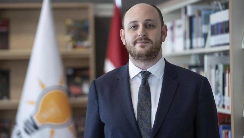 Büyükgümüş’ten Özel’e “Cunta” Tepkisi!