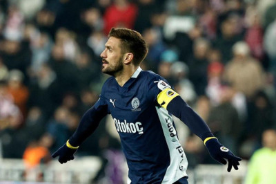 Dusan Tadic: Kendi savaşımızı sürdürmeliyiz