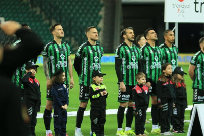 Kocaelispor, Yeni Malatyaspor’u çok farklı geçti