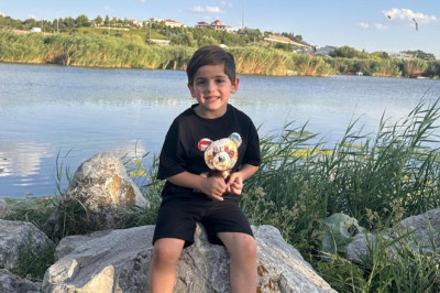 Küçük Bir Bedende Büyük Bir Savaş: DMD’li Uras’a Umut Ol!