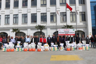 Yalova'da Çiftçiye 1 Ton 890 Kilo Ayçiçeği Tohumu Dağıtıldı