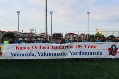 Jandarmanın kuruluşunu pankartlarla kutladılar