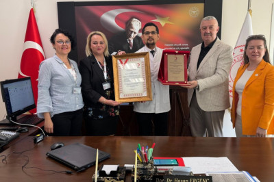 KIZILAY'DAN YALOVA EĞİTİM VE ARAŞTIRMA HASTANESİNE BRONZ  MADALYA