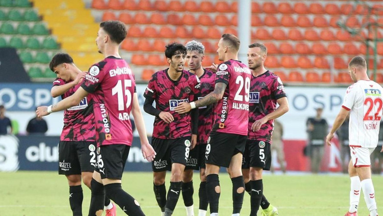 Alanyaspor, sezona Sivasspor galibiyetiyle nokta koydu