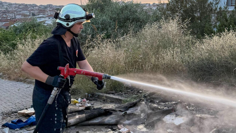 Yalova İtfaiyesi Bayram Boyunca Vatandaşın Yanındaydı