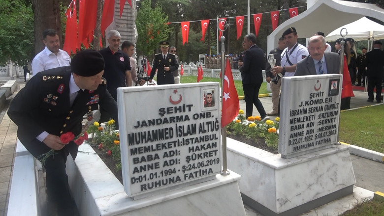 Yalova'da Jandarmanın Kuruluş Yıldönümünde Şehitler Anıldı