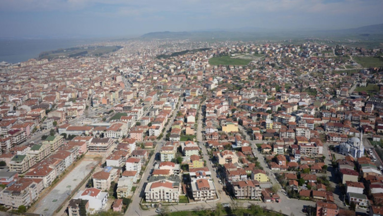 Yalova’da “Yarısı Bizden” Kampanyası İçin İlk İmzalar Atılıyor