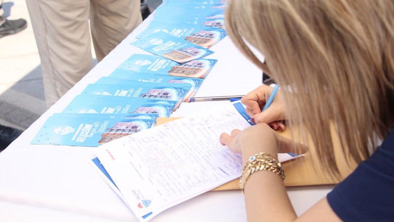 Yalova’da “Yarısı Bizden” İmza Kampanyası Başladı