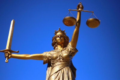 81 İl Barosu’ndan Ortak Tepki: Avukatlık Faaliyetleri Suç Değildir!