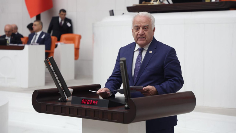 Becan: TOKİ Yalova’yı Görmezden Geliyor!