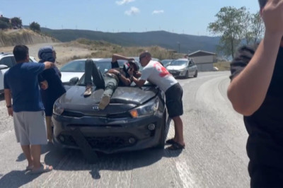 Yalova'da motosikletle otomobil çarpıştı: 1 yaralı