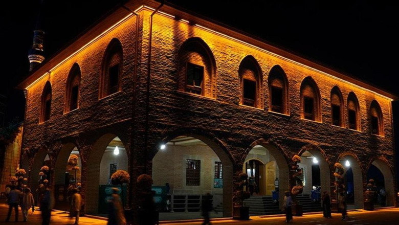 Camilerde kuraklıktan kurtulmak, yangınlardan korunmak ve şehitler için dua edildi