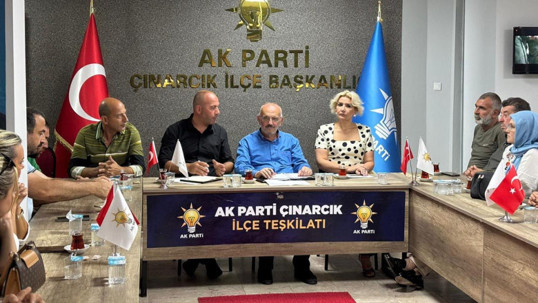 AK Parti’den Çınarcık İlçe Danışma Meclisi Toplantısı