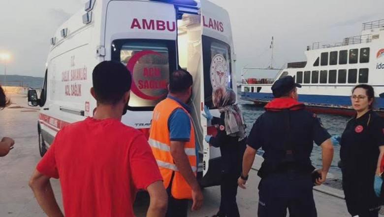 Feribottan Denize Atlayan Kadın Kurtarıldı