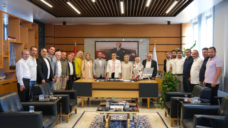 AK Parti İl Başkanı Güçlü’den Altınova Belediye Başkanı Fazlaca’ya Ziyaret