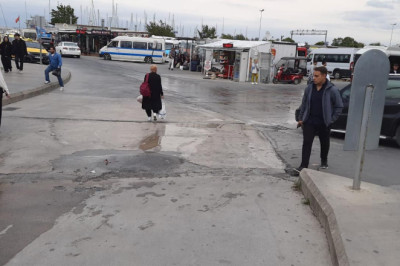 Vatandaşlar Su Sızıntısına Çözüm Bekliyor