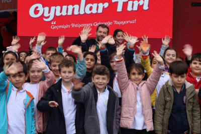 Geleneksel Oyunlar Tırı Yalova’da Renkli Görüntülere Sahne Oldu