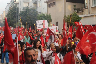 CHP Yalova İl Başkanlığı, Yalovalıları “Cumhuriyet” Yürüyüşüne Davet Etti!