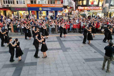 Yalova’da Düzenlenecek Dans Gösterileri ve Konsere Kötü Hava Koşulu Engeli!