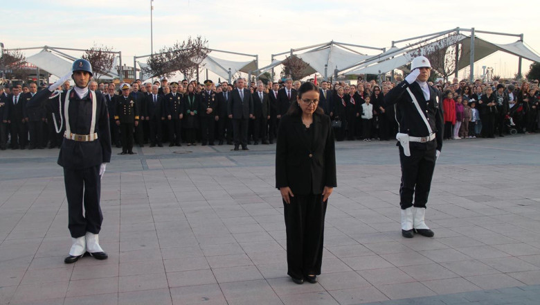 Yalova, Atasını Saygı ve Özlemle Andı