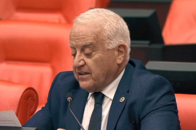 Becan TBMM’de Konuştu: Öğrenci Yurt Sorununu Dile Getirdi
