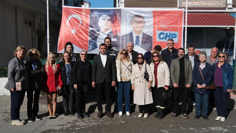 CHP Çiftlikköy’den Sahil Mahallesi Esnaf Ziyareti: “Artık Erken Seçim Şart”