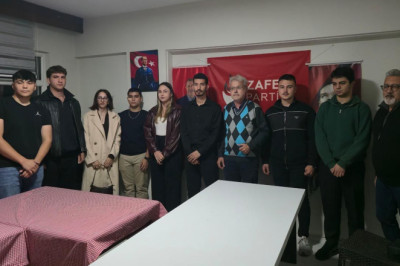 Gençlik Kollarında Eren Bayrak Dönemi