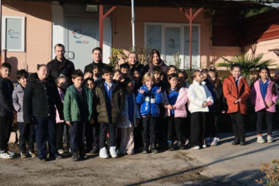 ÖĞRENCİLER ÇİÇEK ÜRETİMİNİ YERİNDE ÖĞRENDİ