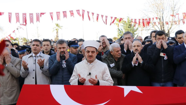 Şehit Polis Memuru Memleketi Düzce’de Toprağa Verildi