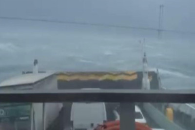 Topçular-Eskihisar Seferini Yapan Arabalı Feribot Fırtınada Sürüklendi