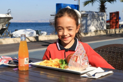 ÖĞRENCİLERE YARIYIL TATİLİ HEDİYESİ