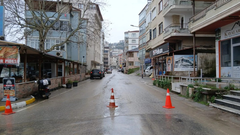 ESENKÖY MEYDANI’NDA DOĞAL GAZ ÇALIŞMASI