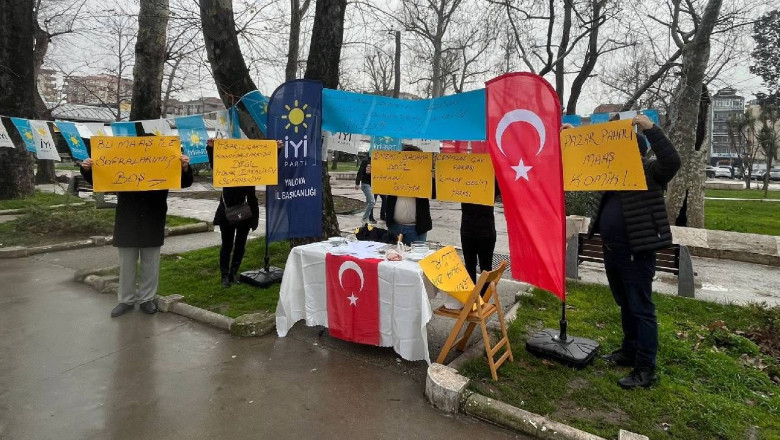 İYİ Parti’den Emekli Zammına Tepki: “İtibar Sarayda Değil Emeklinin Sofrasındadır”