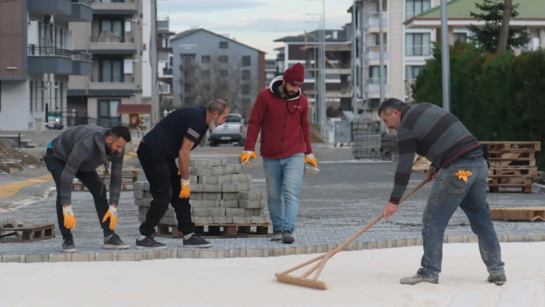ALTYAPI ÇALIŞMALARI TÜM HIZIYLA SÜRÜYOR
