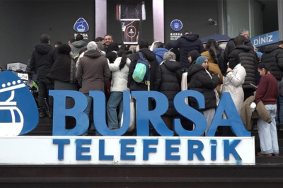 Uludağ, Yarıyıl Tatilinde Yüzbinlerce Kişiyi Ağırladı