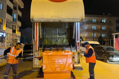 TEMİZLİK ÇALIŞMALARI ARALIKSIZ SÜRÜYOR