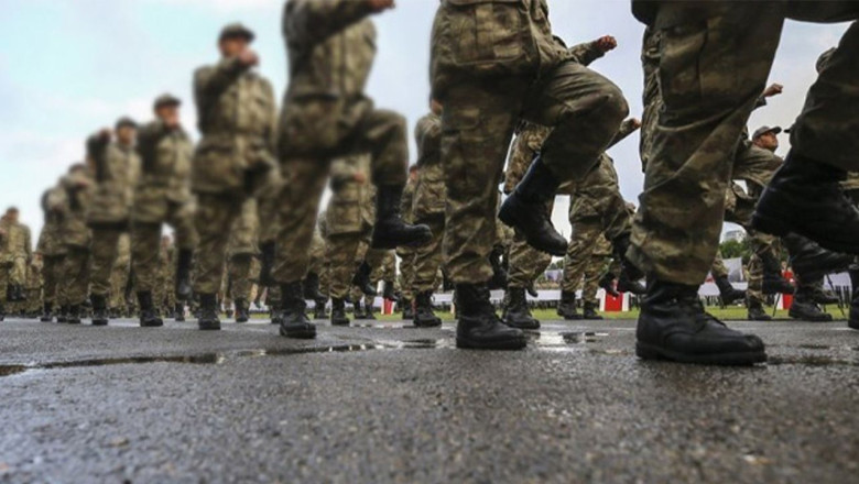 Yalovalı Şubat Sınıfı Askere Gidiyor